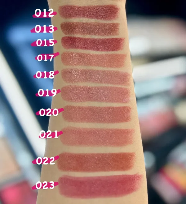 رنگ بندی رژ لب جامد شیر‌ آپ فلورمار