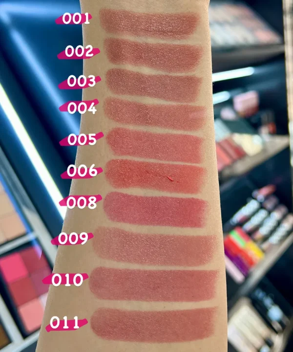 رنگ بندی رژ لب جامد شیر‌ آپ فلورمار